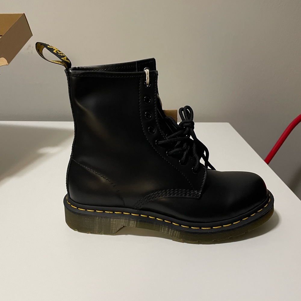 1460 Women’s Dr. Martens
